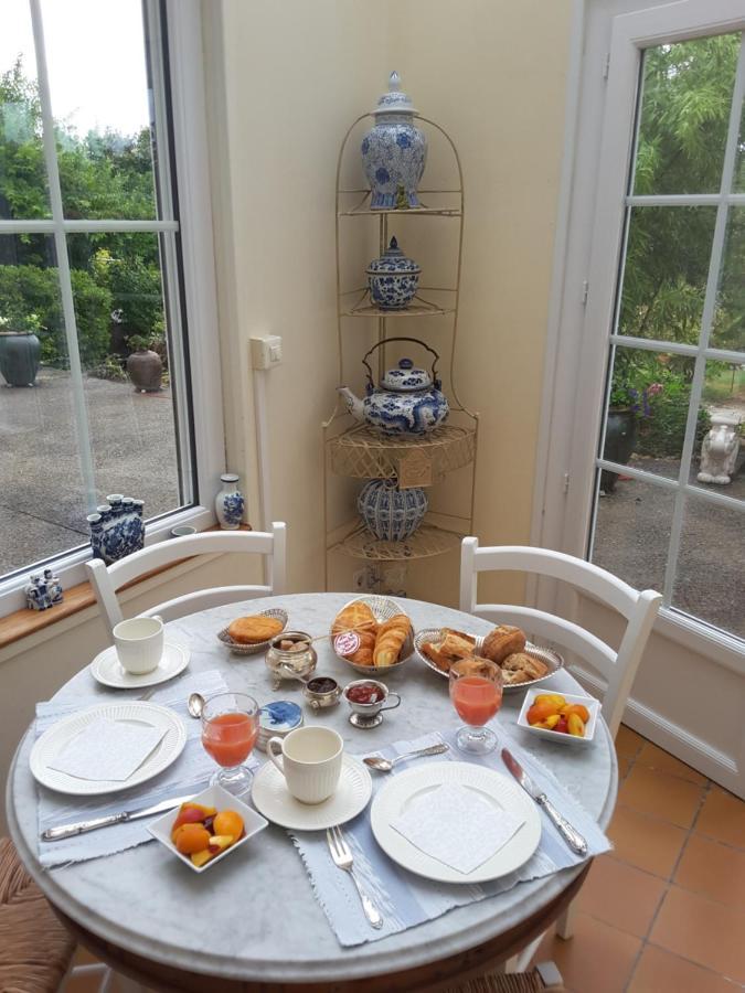 La Maison Des Thermes, Chambre D'Hote Saintes Eksteriør billede