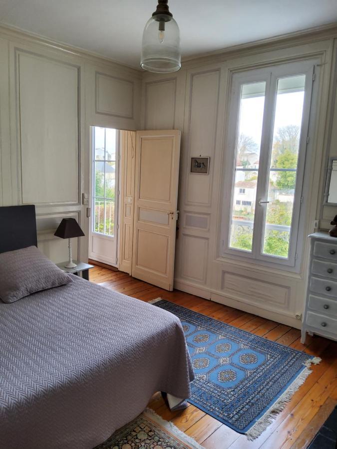 La Maison Des Thermes, Chambre D'Hote Saintes Eksteriør billede